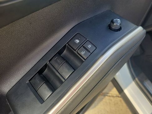 Certified 2024 Toyota Highlander XSE image 13