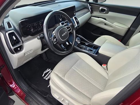 Used 2022 Kia Sorento EX FWD image 22