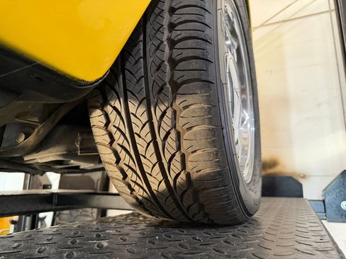 Used 1993 Ford Mustang LX image 88