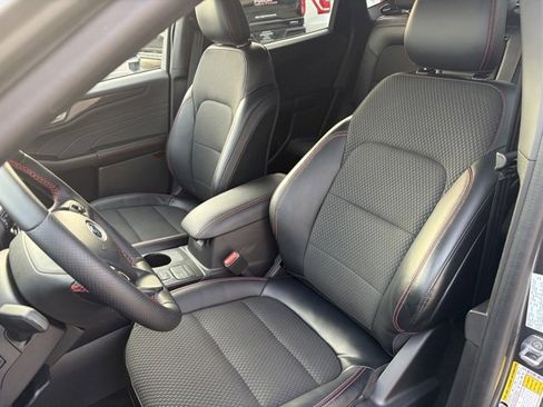 Used 2023 Ford Escape ST-Line Select image 18