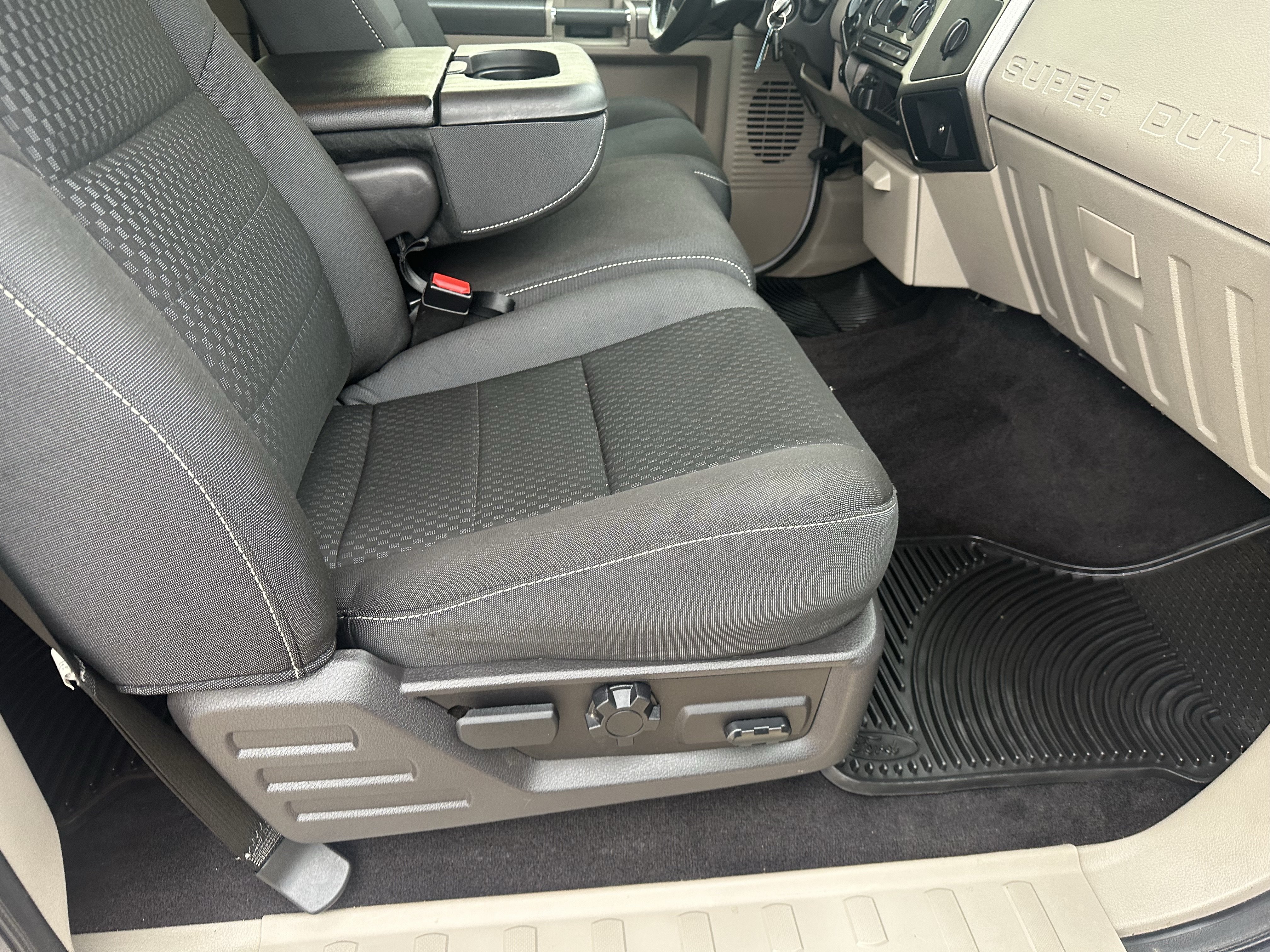 Used 2008 Ford F250 XLT AWD/4WD image 15