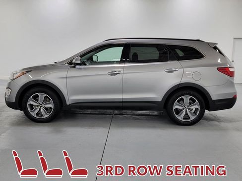 Used 2016 Hyundai Santa Fe SE FWD image 5