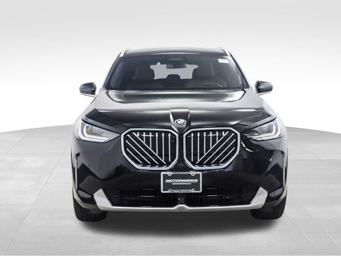 Used 2025 BMW X3 xDrive30i w/ Premium Package image 9