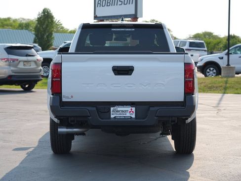 Used 2025 Toyota Tacoma SR RWD image 4