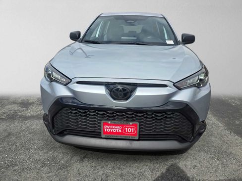 Used 2025 Toyota Corolla Cross AWD Hybrid image 8