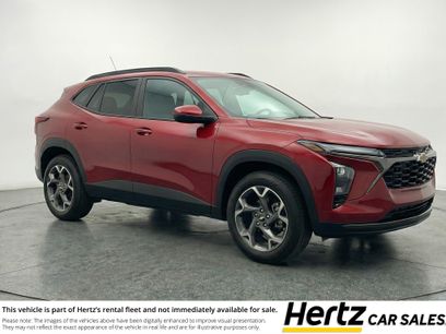 Used 2025 Chevrolet Trax LT