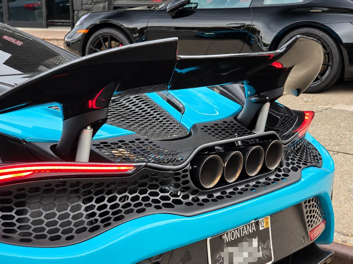 Used 2019 McLaren 720S RWD image 21