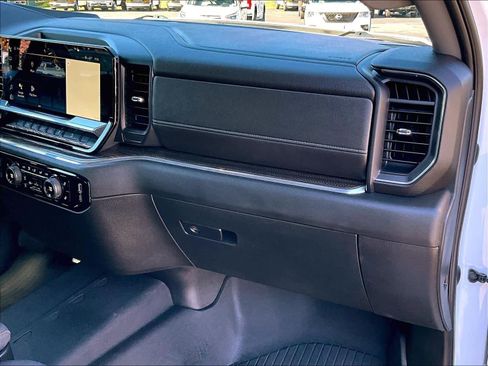 Used 2023 Chevrolet Silverado 1500 RST image 13