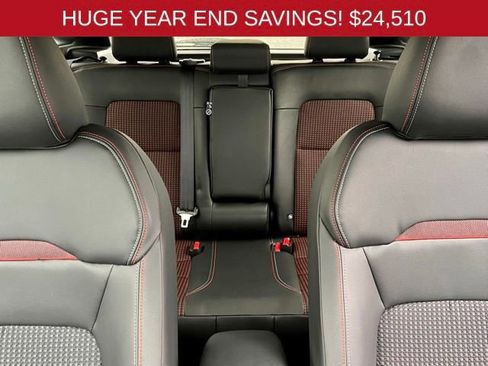 New 2025 Nissan Kicks SR image 23