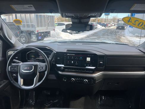 Certified 2024 GMC Sierra 1500 Elevation image 32