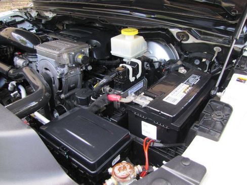 Used 2023 RAM 1500 Big Horn AWD/4WD image 38