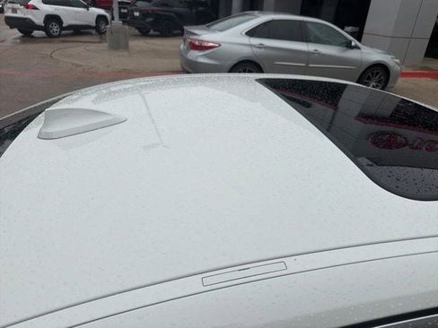 Used 2020 BMW 330i Sedan w/ Convenience Package image 5