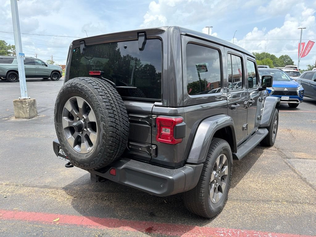 Used 2019 Jeep Wrangler Unlimited Sahara AWD/4WD image 6