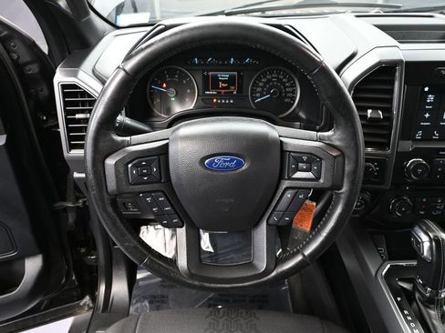 Used 2018 Ford F150 XLT w/ Equipment Group 302A Luxury AWD/4WD image 29