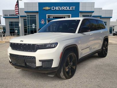 Used 2023 Jeep Grand Cherokee L Laredo