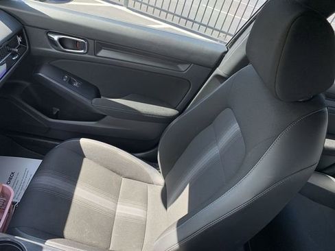 Used 2023 Honda Civic Sport image 28