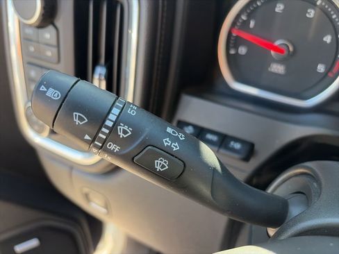 Used 2022 Chevrolet Silverado 2500 High Country w/ Z71 Off-Road Package image 18