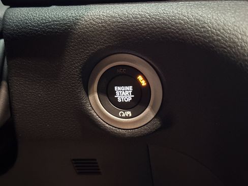 New 2026 Chrysler Pacifica Limited w/ S Appearance Package image 23