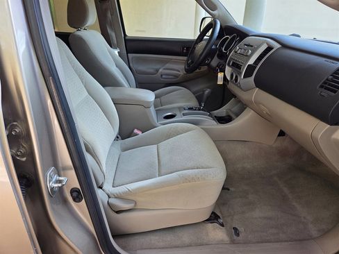 Used 2008 Toyota Tacoma PreRunner RWD image 31