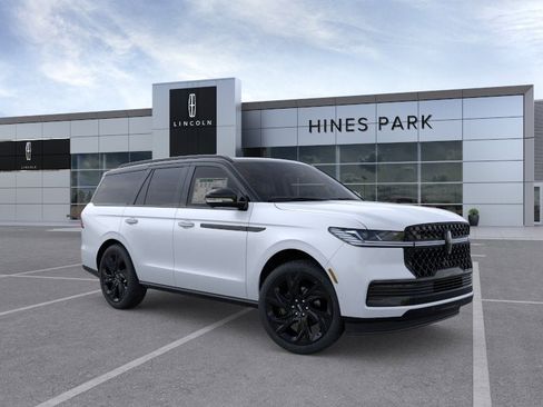 New 2026 Lincoln Navigator Black Label image 7