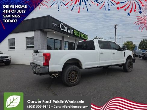 Used 2017 Ford F350 Lariat w/ Lariat Value Package AWD/4WD image 7