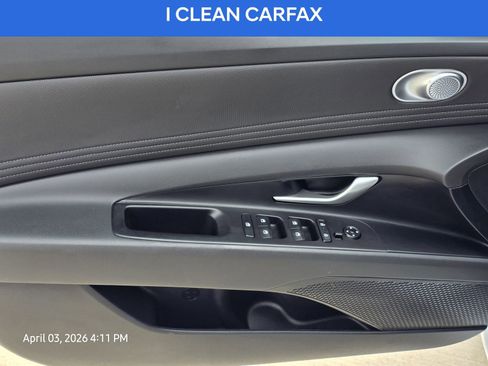 Used 2025 Hyundai Elantra Limited image 15