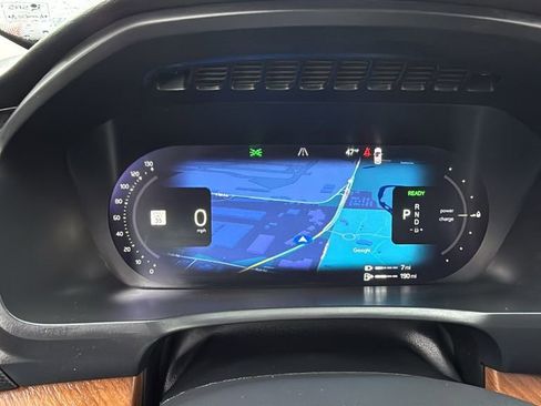 Certified 2024 Volvo XC90 T8 Plus w/ Protection Package Premier image 16