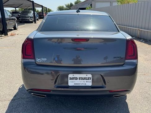 Certified 2023 Chrysler 300 S w/ Comfort Group RWD image 5