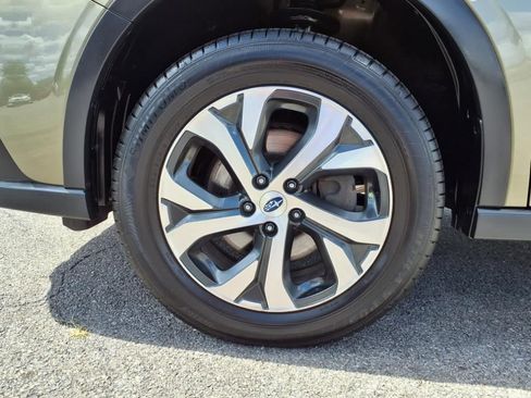Used 2022 Subaru Outback Touring XT image 10