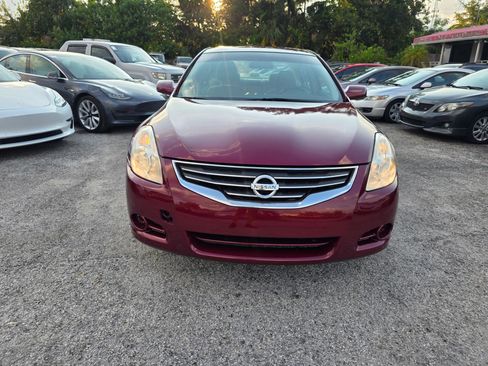 Used 2010 Nissan Altima 2.5 S image 2