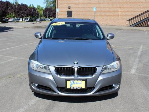 Used 2011 BMW 328i xDrive Sedan AWD/4WD image 6