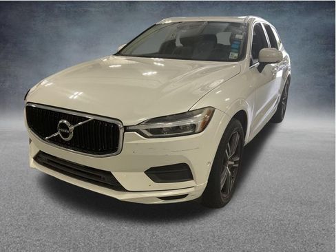 Used 2019 Volvo XC60 T5 Momentum w/ Multimedia Package AWD/4WD image 3