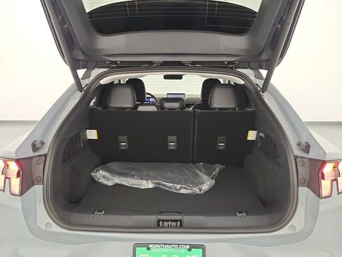 New 2025 Ford Mustang Mach-E Premium image 32