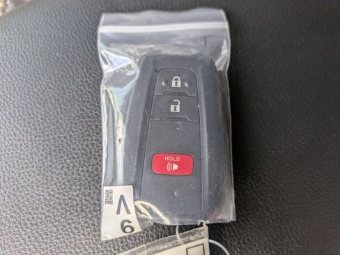 New 2025 Toyota RAV4 XLE image 31