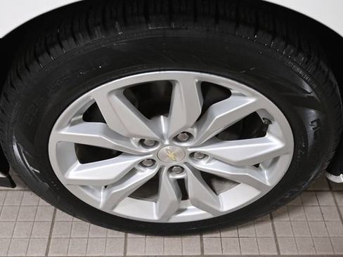 Used 2016 Chevrolet Impala LT image 16