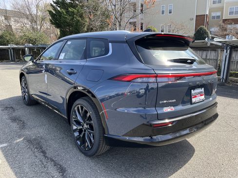 New 2026 Toyota Crown Signia image 6