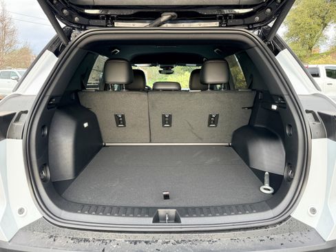 New 2026 Chevrolet Equinox RS w/ Convenience Package III image 7