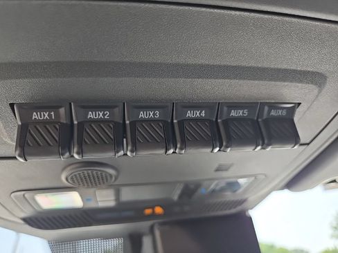 Used 2024 Ford Bronco Black Diamond AWD/4WD image 75