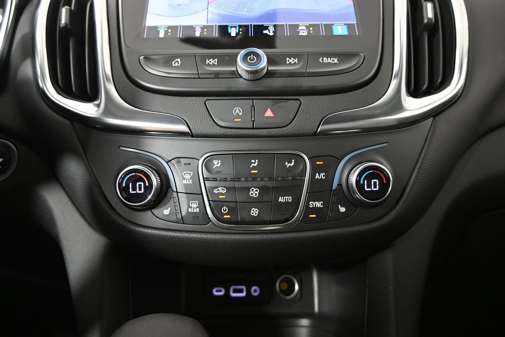 Used 2024 Chevrolet Equinox LT AWD/4WD image 29