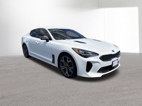Used 2020 Kia Stinger GT AWD/4WD image 2