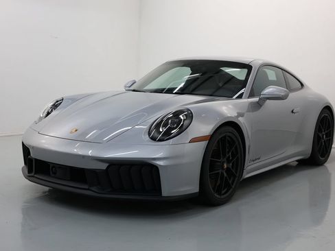 Used 2025 Porsche 911 Carrera GTS RWD image 1