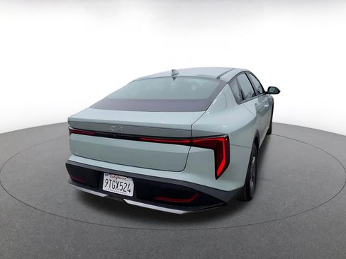 Used 2025 Kia K4 LXS image 14