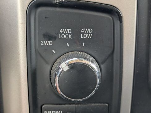 Used 2017 RAM 3500 SLT AWD/4WD image 17
