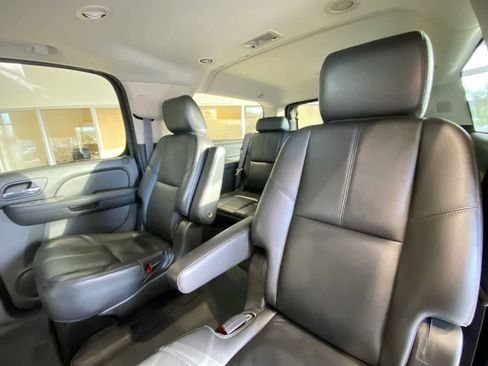 Used 2013 Chevrolet Suburban LT w/ Suspension Package, Off-Road AWD/4WD image 25