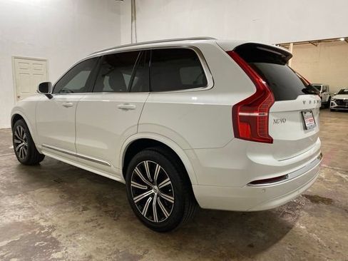 Used 2024 Volvo XC90 B6 Core AWD/4WD image 3