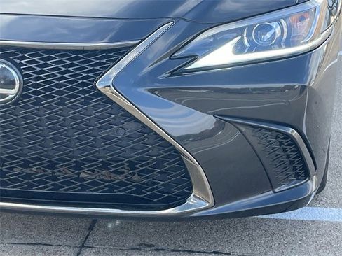 Used 2020 Lexus ES 350 F Sport image 9