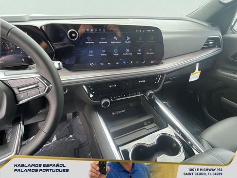 New 2026 Chevrolet Suburban LT w/ Comfort Package image 17