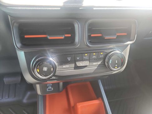 Used 2022 Ford Maverick XLT image 27