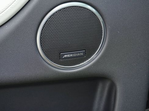 New 2026 Land Rover Discovery Sport Landmark image 12