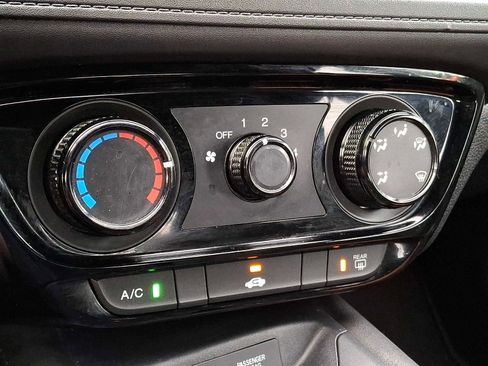 Used 2020 Honda HR-V Sport image 14